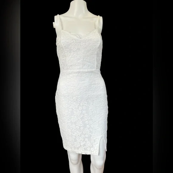 chinese dress ladies Polagram Berry Twilight Lace Dress